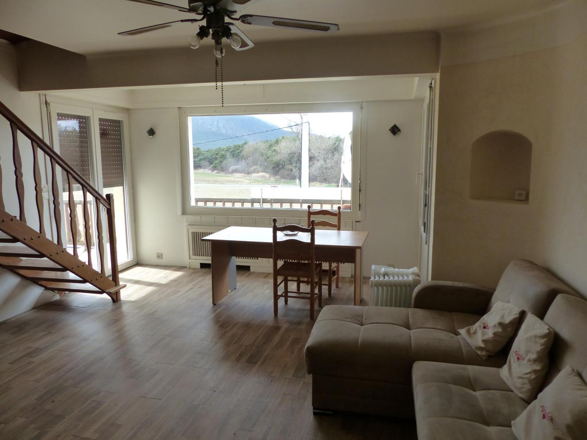 Appart'Hotel Des 3 Vallees Le Pied A Terre Seranon ภายนอก รูปภาพ